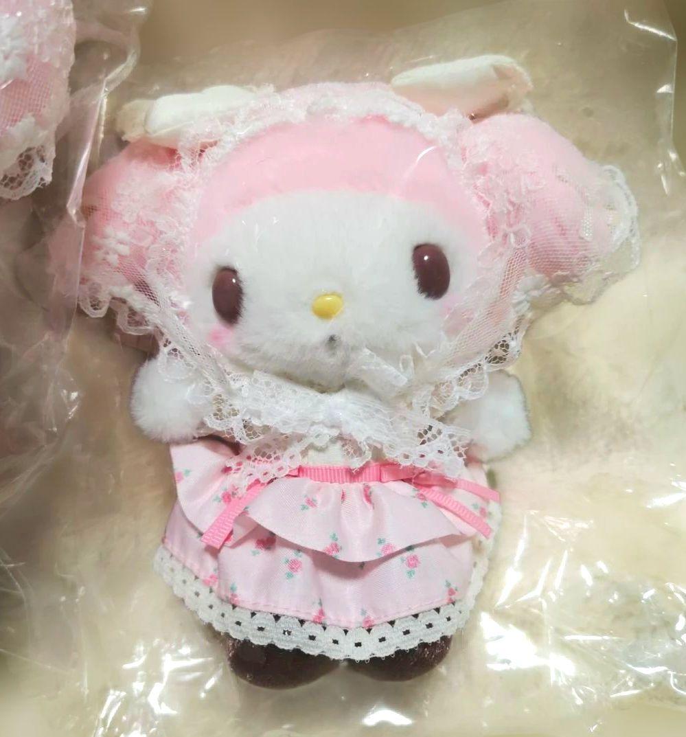 新品　マイメロディ　ぬいぐるみ　マスコットホルダー　２点　フォレストレース