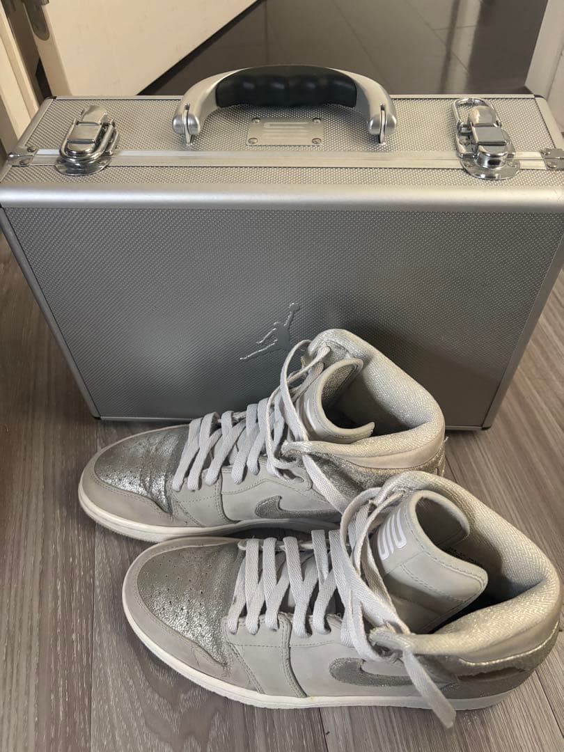 【期間限定】ジョーダン1 レトロ ハイ OG CO JP東京ブリーフケース付き