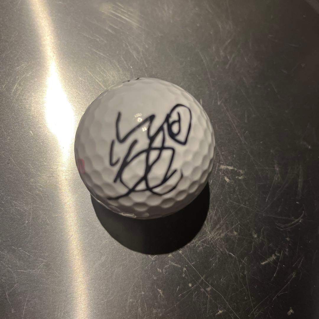 竹田麗央選手　ネームボール