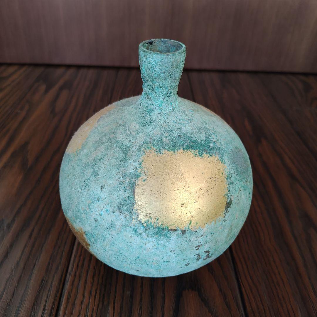 青緑色の金箔装飾陶器瓶 青銅製