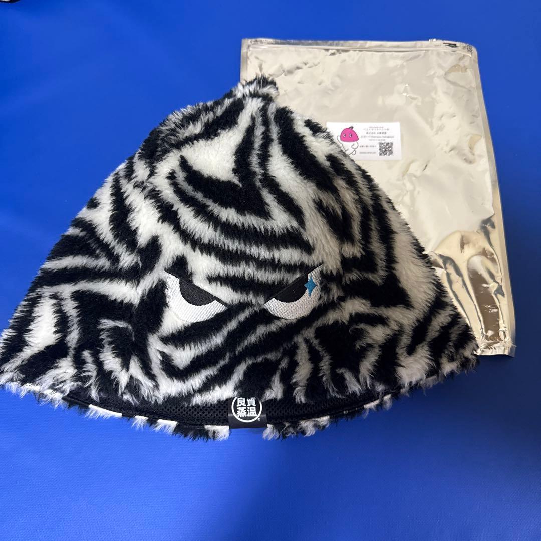 m*2様 ベストサウナハット　モンスターコラボ　ゼブラ柄　馬