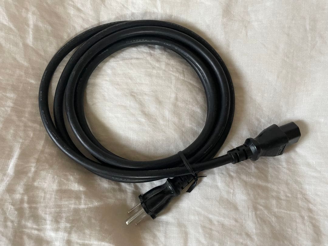 【期間限定値下！ジャンク！説明文必読！】Markbass R500 ベースアンプ