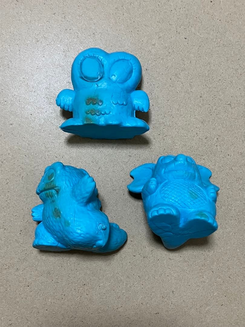 ゴジランド　9種類10体　消しゴム