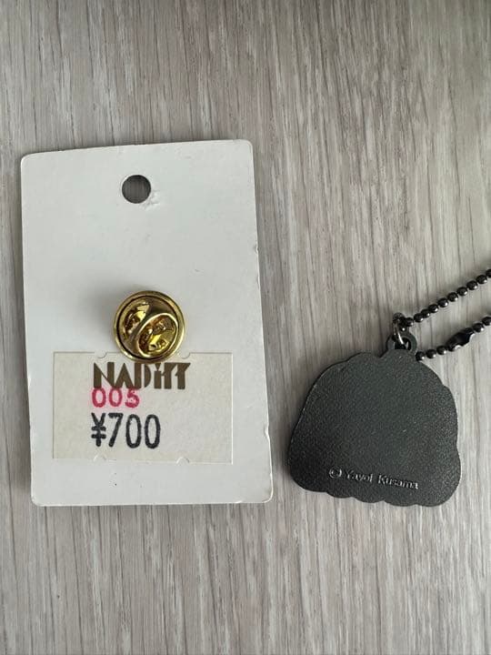 草間彌生ランコム未使用グラス　レア　未使用バッチ　キーチェン