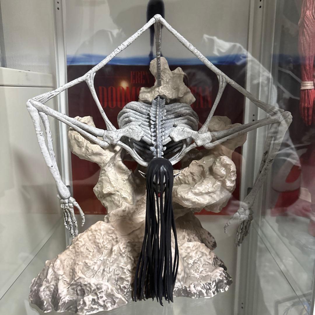 ちちち進撃の巨人 一番くじ 終尾の巨人 女型 超大型 エレン アニ