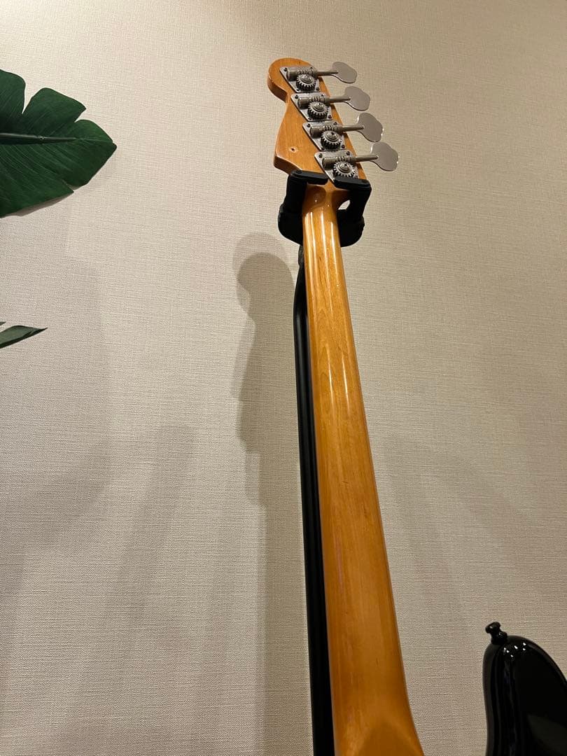 ベース Fender Japan 62 Jazz Bass