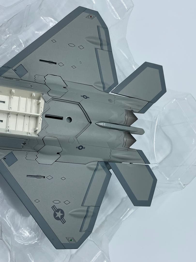 ホビーマスター F-22ラプター アメリカ空軍 第1戦闘航空団 第94戦闘飛行隊