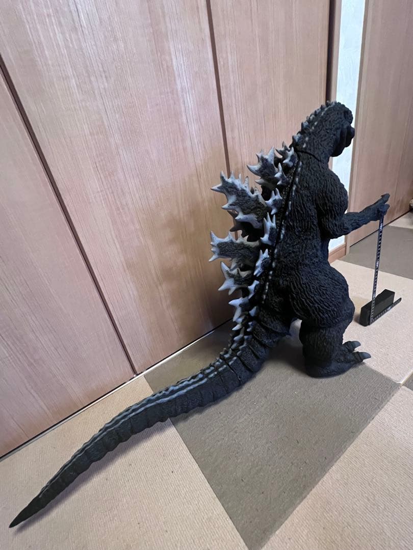 ゴジラを作る　デアゴスティーニ完成品