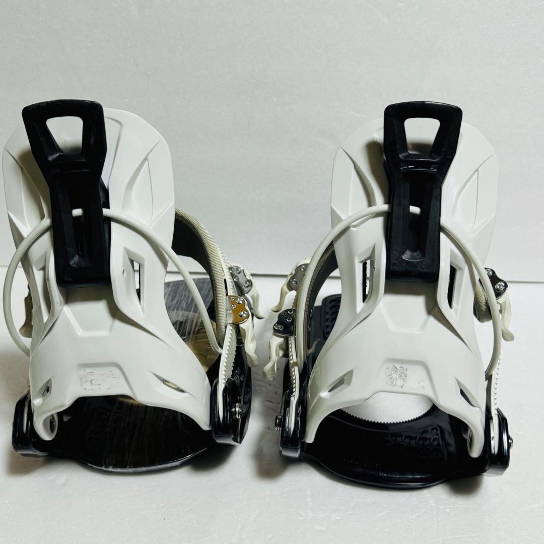 mサイズ　Kissmark スノーボード ビンディング ホワイト/ブラック