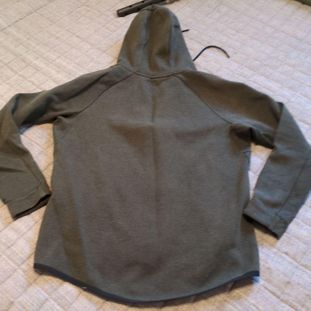 ナイキ テックフリース パーカー　ジョガー上下セットLサイズ