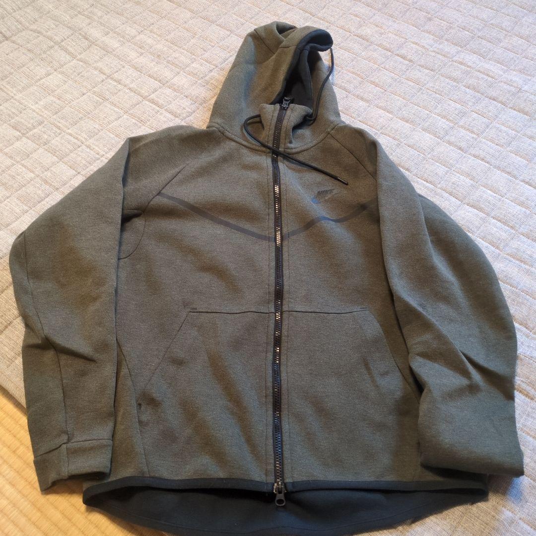 ナイキ テックフリース パーカー　ジョガー上下セットLサイズ