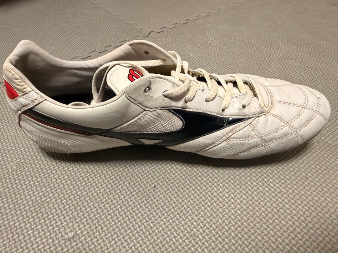 サッカー　ミズノモレリア　スパイク