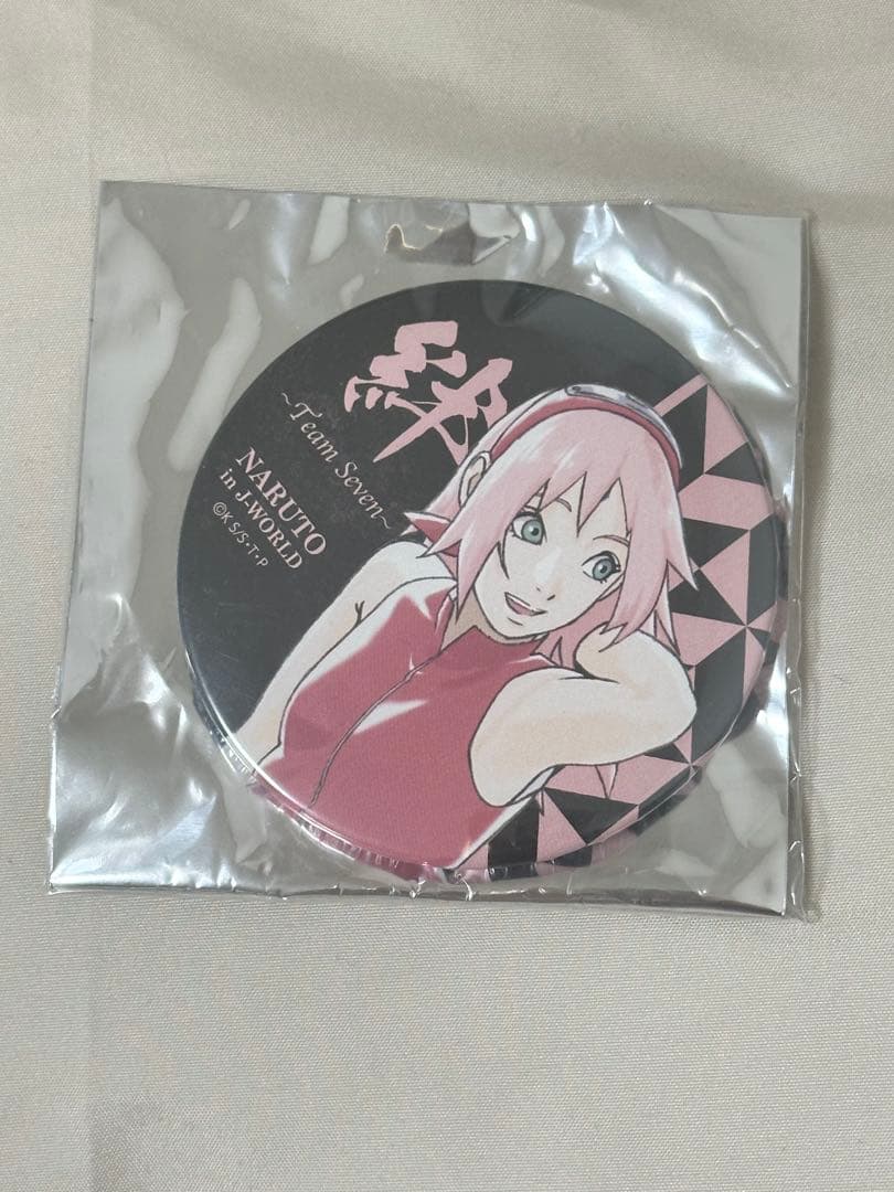 NARUTO J-WORLD 絵巻 絆 缶バッジ 春野サクラ