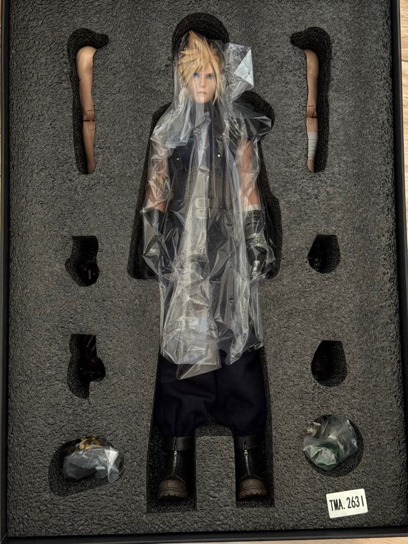 GAMETOYS GT-004 クラウド 1/6 フィギュア