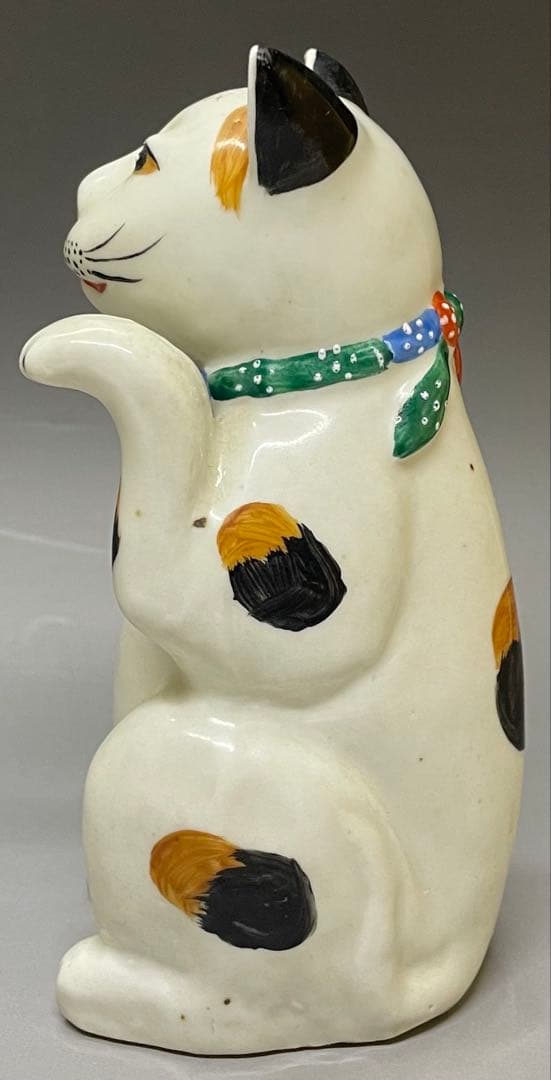 古伊万里　招き猫　商売繁盛　幸福　置物 　y310
