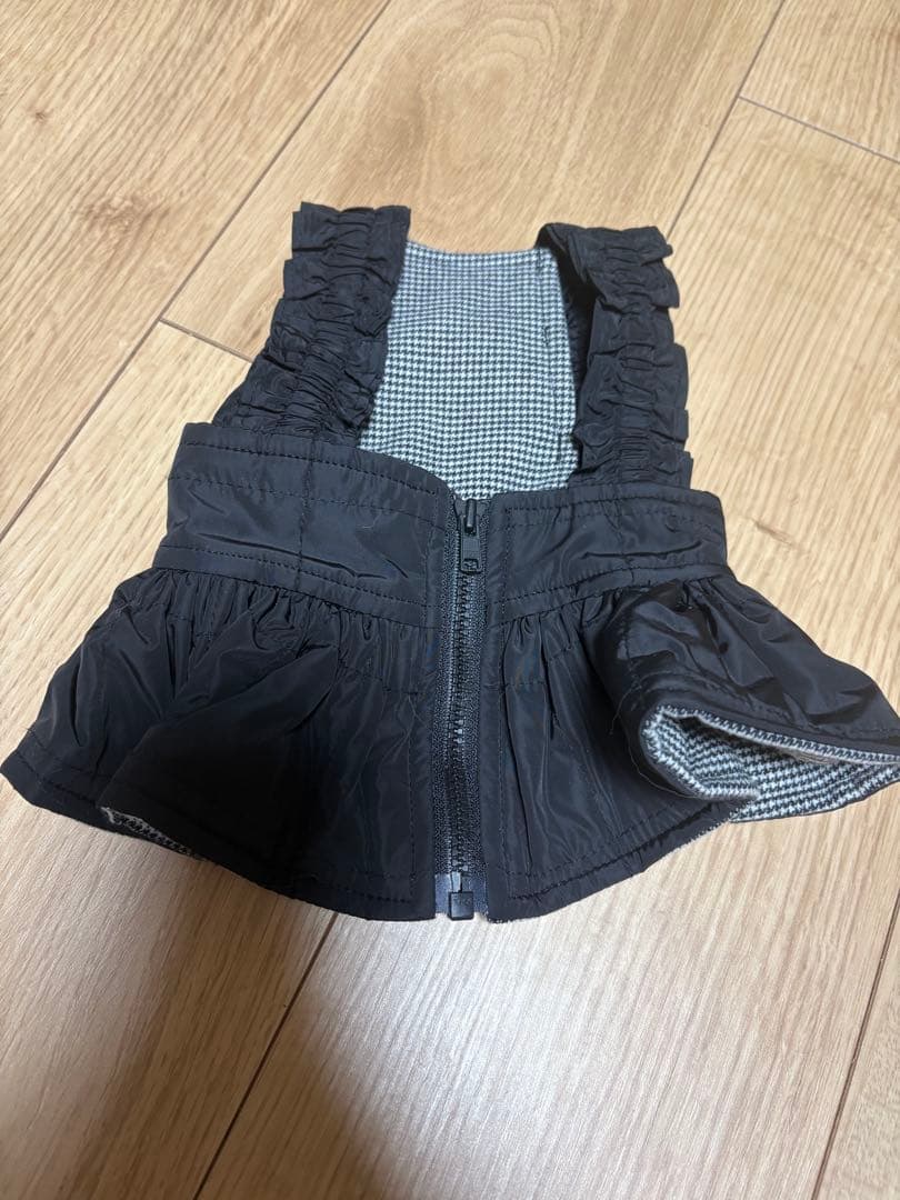 ルイスドッグ　louisdog 小型犬用フリル付きドレス 黒　　ワンピ