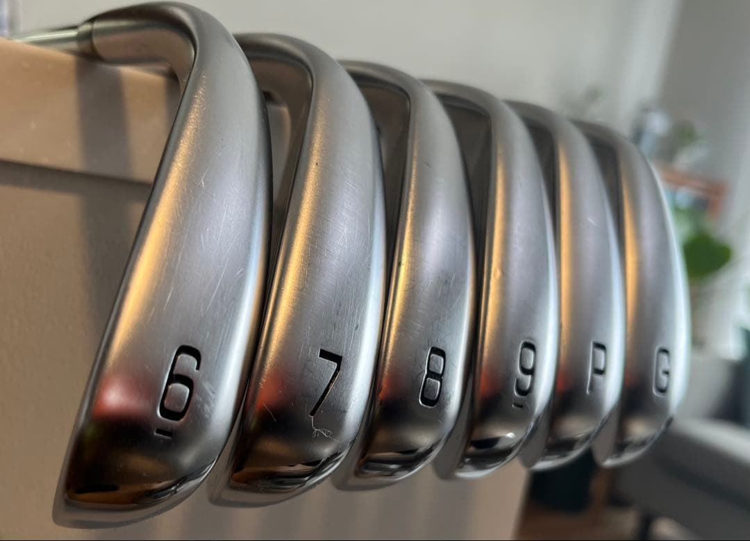 ミズノJPX925 ホットメタル　アイアン6本ダイナミックゴールド85 R300