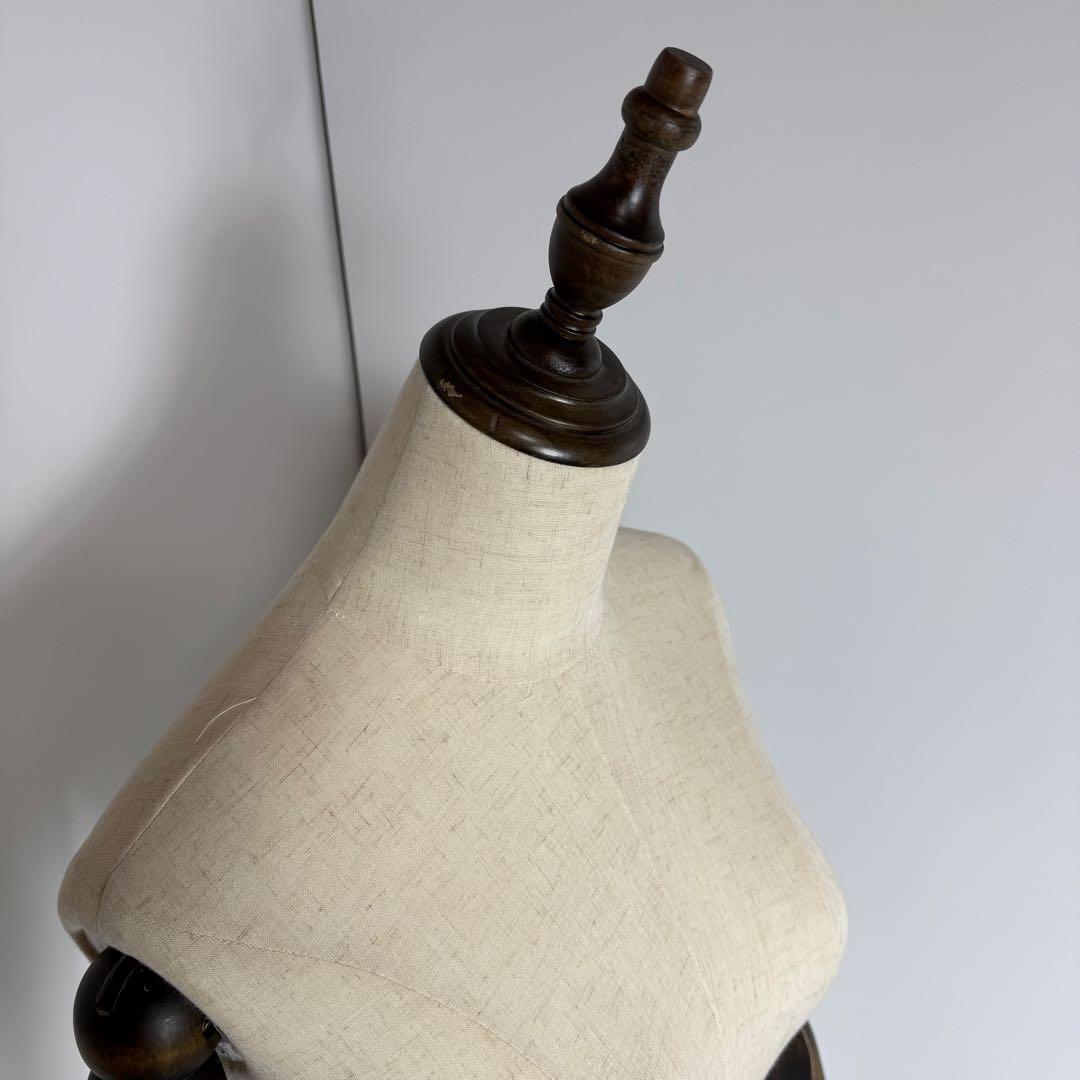 良品　トルソーマネキンレディース 腕付き