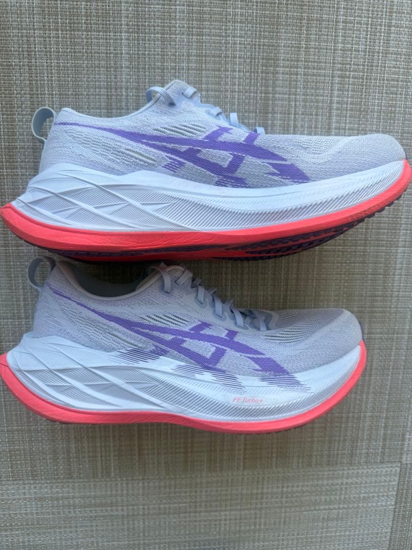 ASICS スーパーブラスト