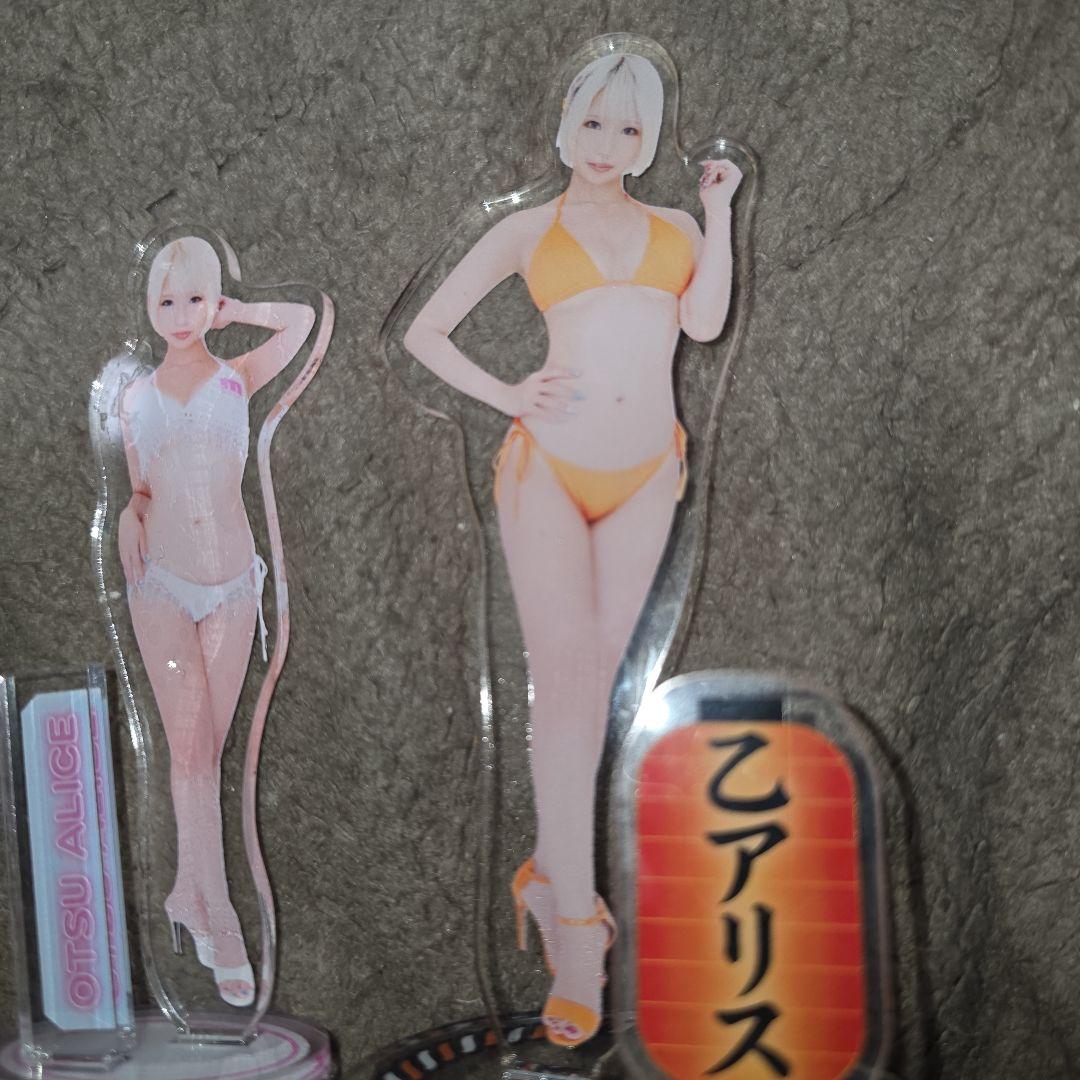 乙アリス　ビキニ　アクリルスタンドフィギュア　3種類セット　セクシー女優