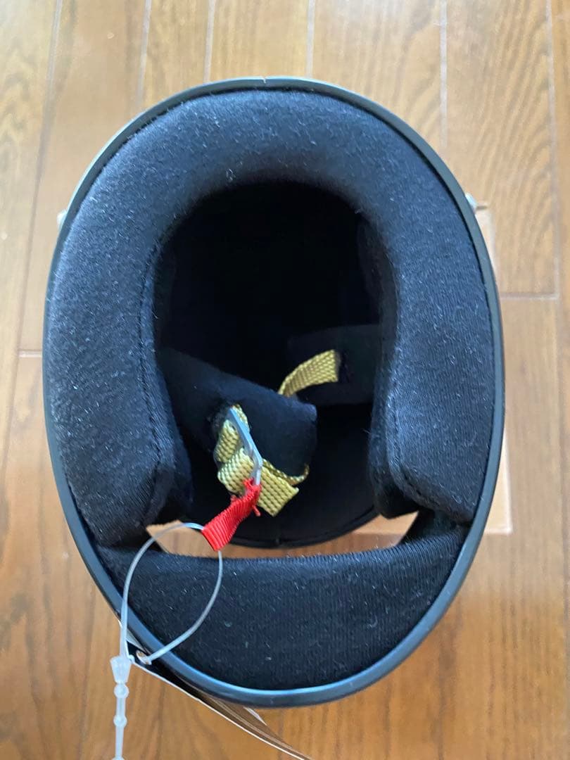 フルカーボン製　ヘルメット模型