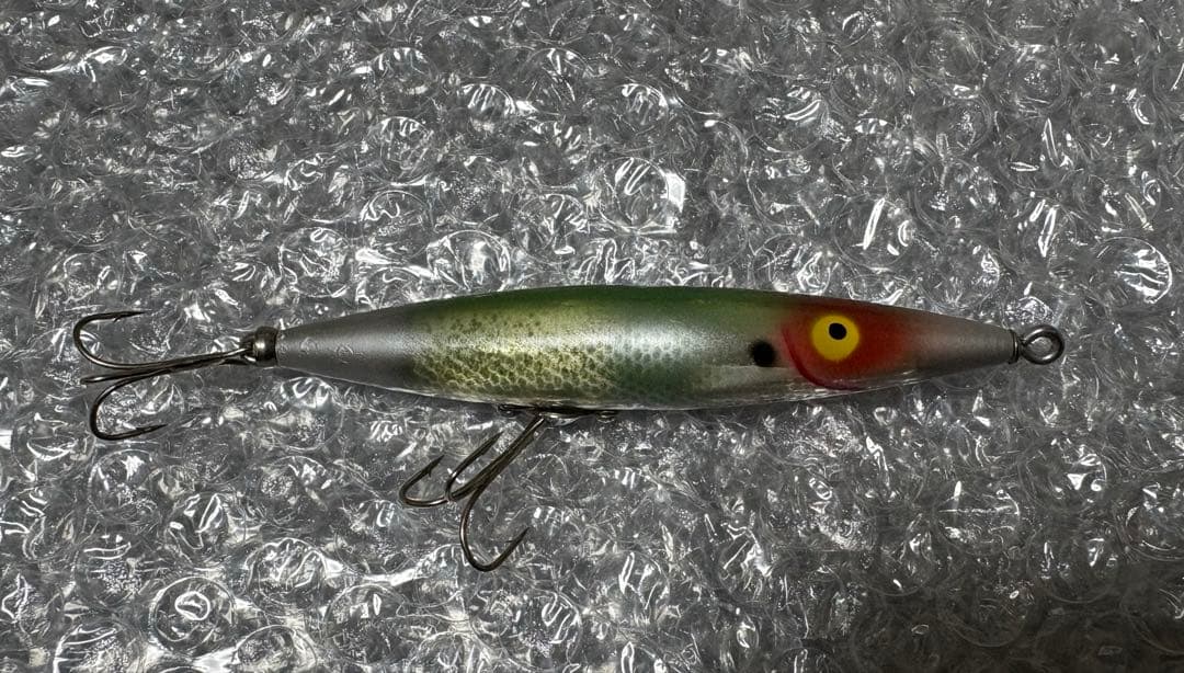 オールドヘドン　ダイイングクイーバー　レアカラー　イエローアイ　HEDDON