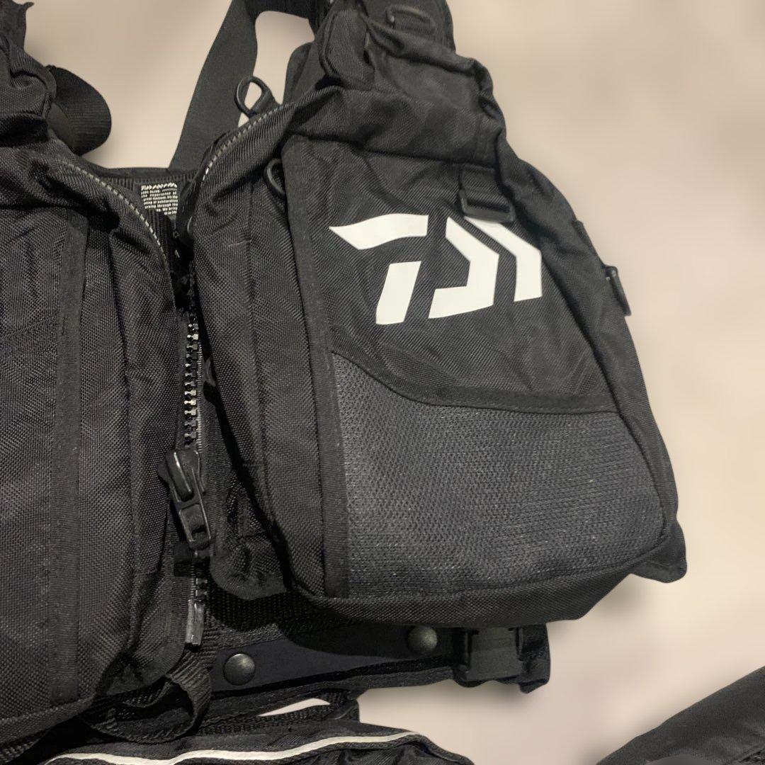 DAIWA ブラック フィッシングベスト3本セット