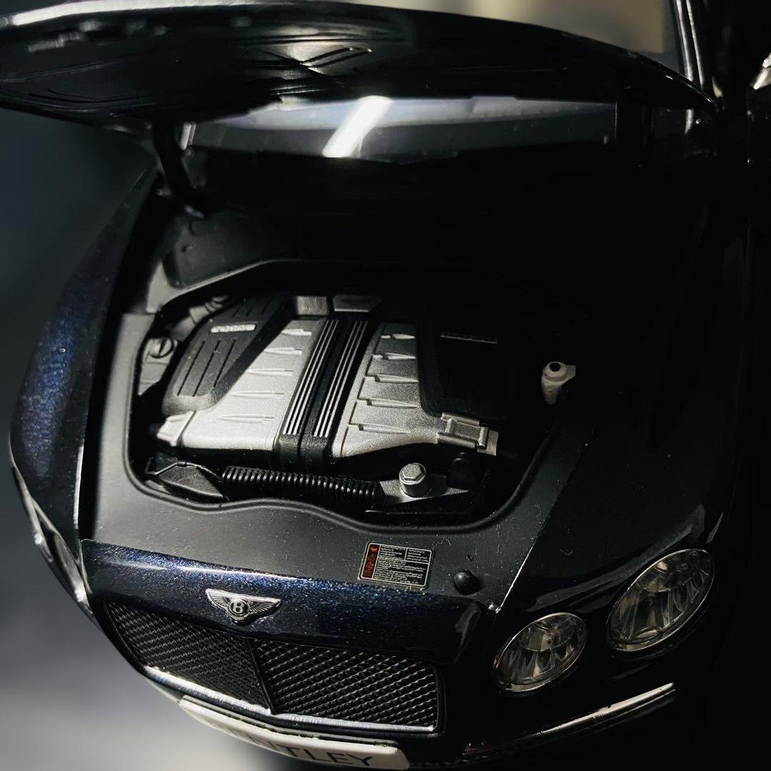 京商 1/18 ベントレー フライングスパー W12