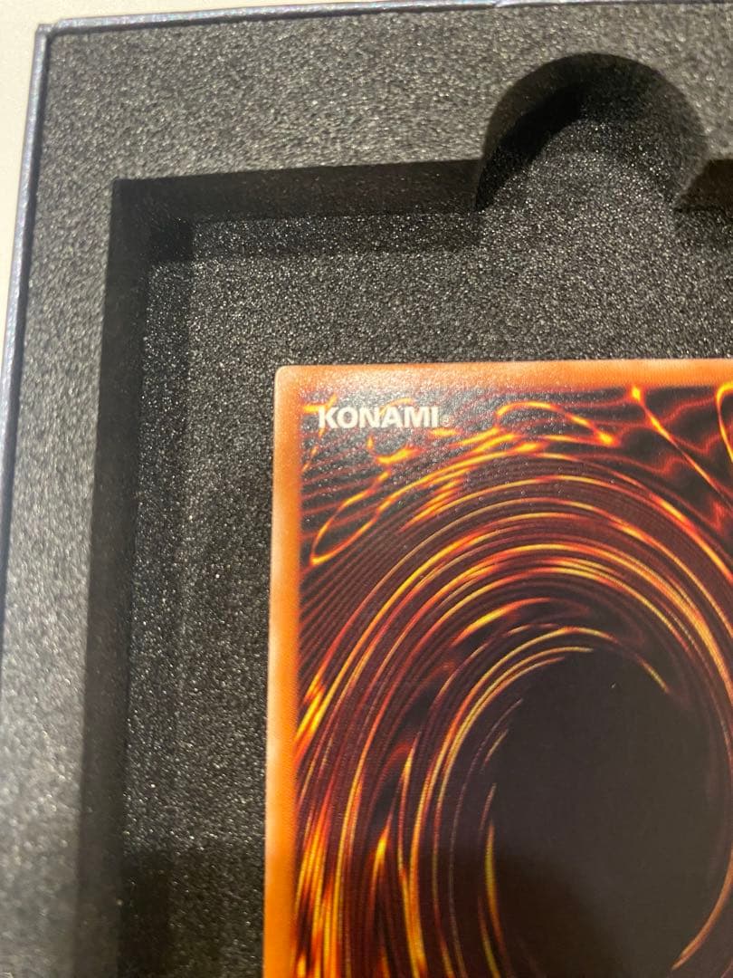 遊戯王　極美品　マジシャンオブブラックカオス　旧レリーフ