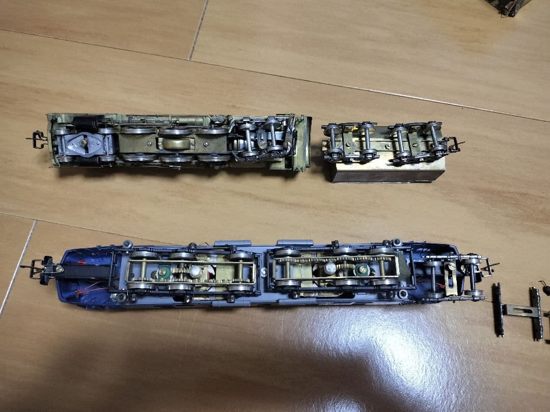 Ｄ*０様 Nゲージ 機関車 青色 金色 箱付き