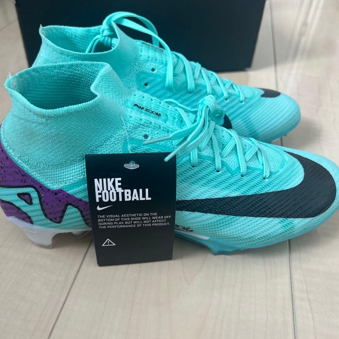 サッカースパイクナイキマーキュリーアルすね当てセット