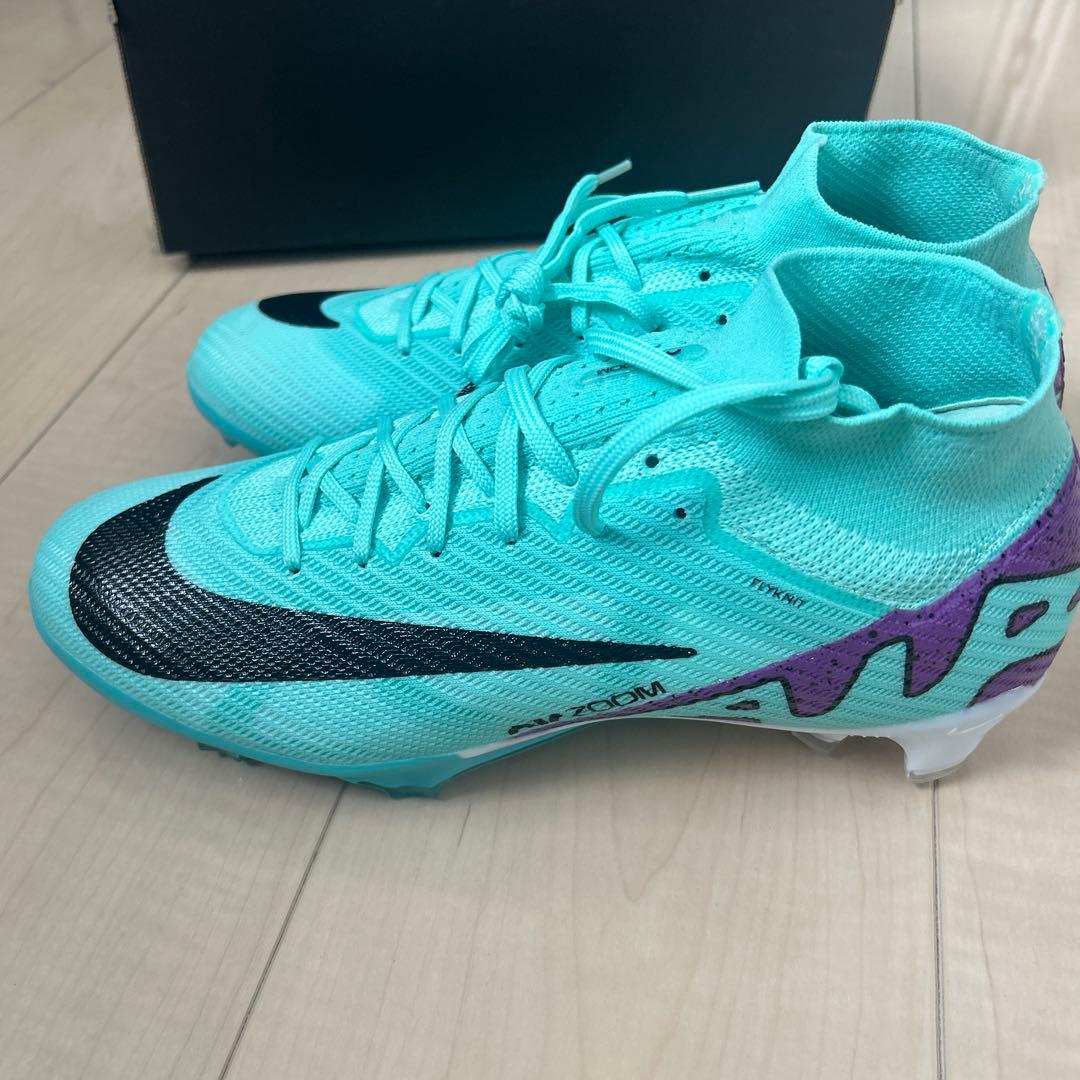 サッカースパイクナイキマーキュリーアルすね当てセット