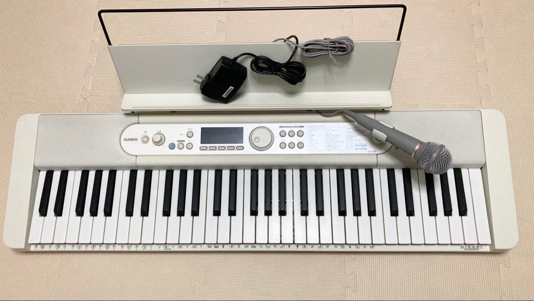 カシオ　光ナビゲーション電子キーボード　CASIO LK-520 曲数アプリ機能