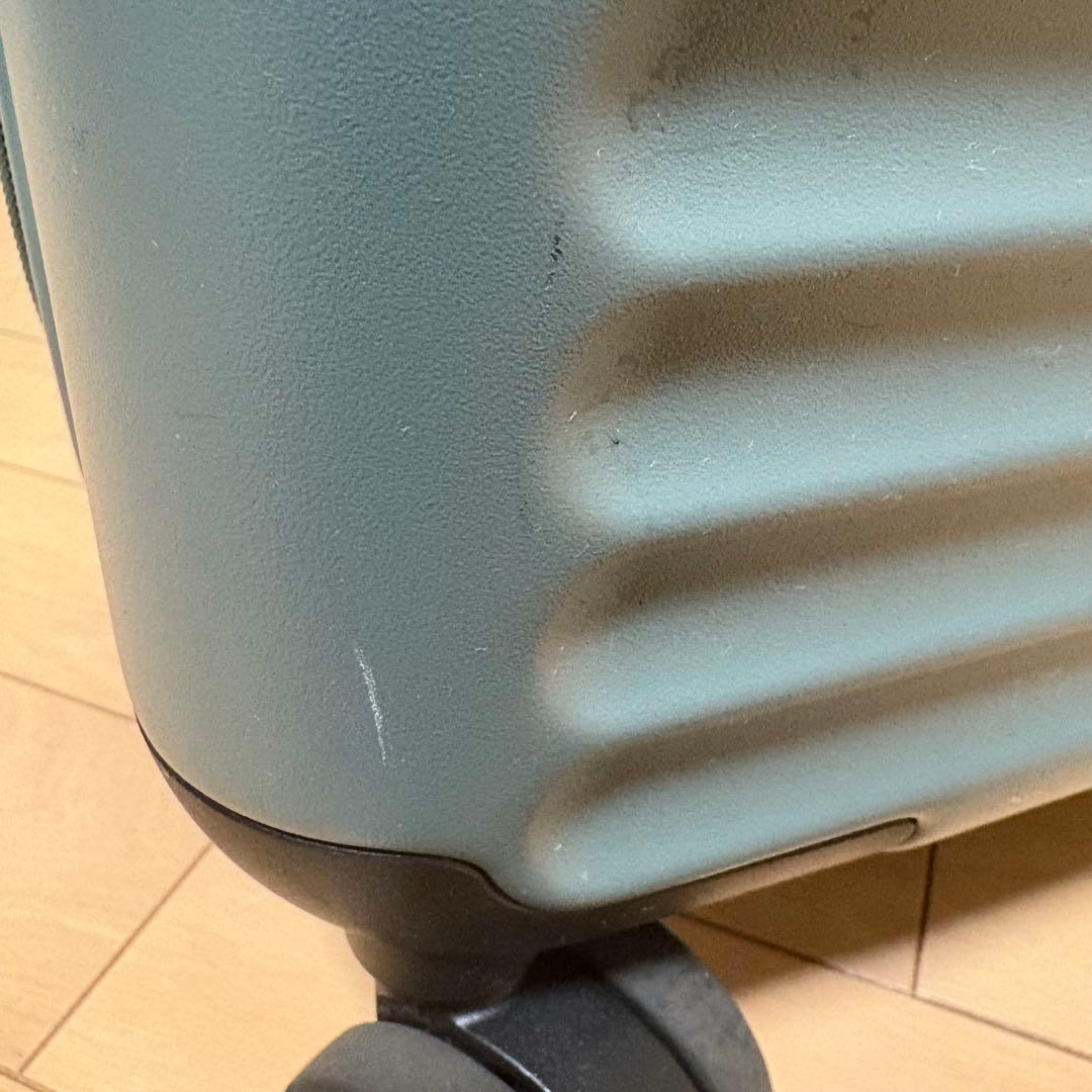 サムソナイトレッド　スーツケース スピナー55トイズシー　スレードグリーン