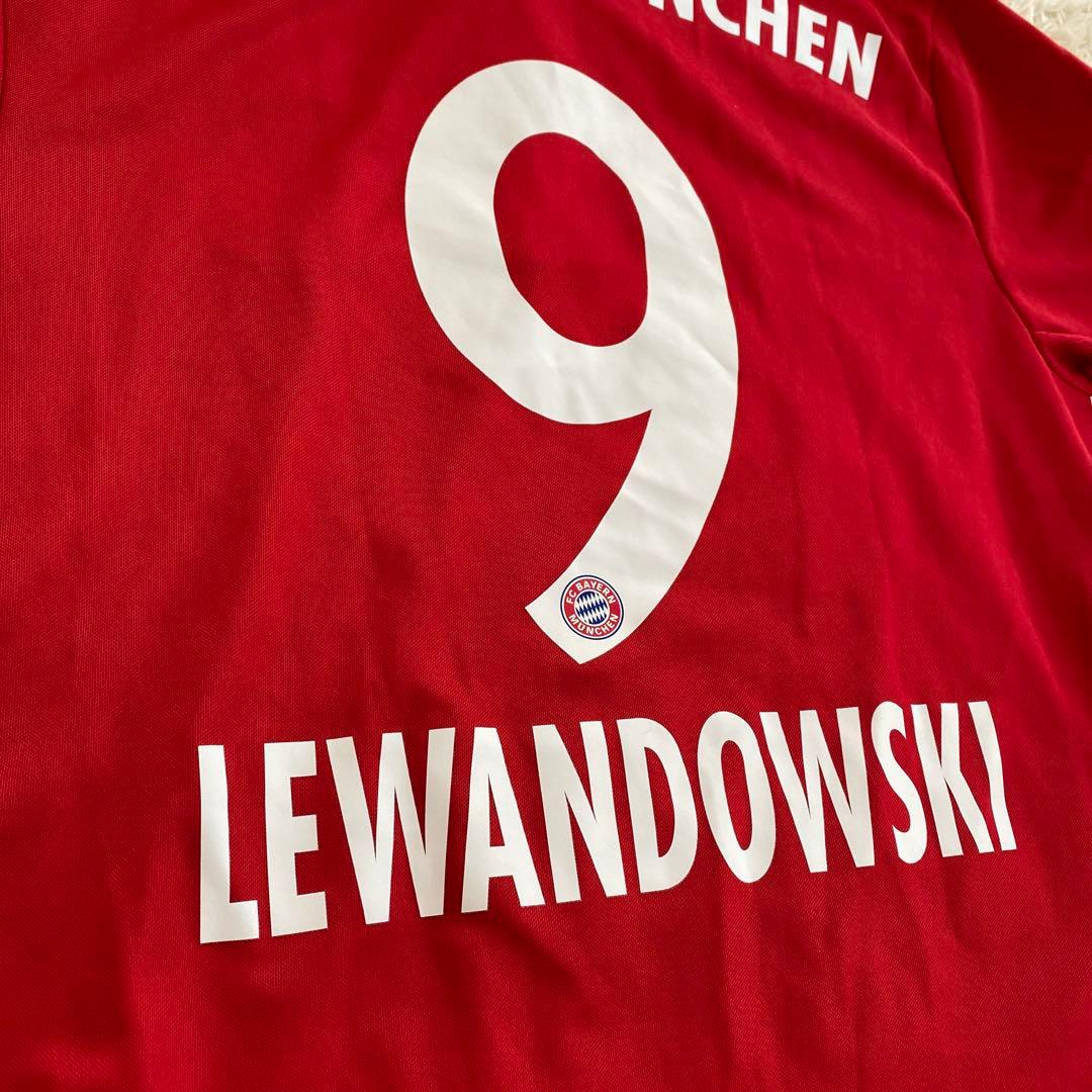 16/17バイエルン・ミュンヘン　レヴァンドフスキ　ユニホーム