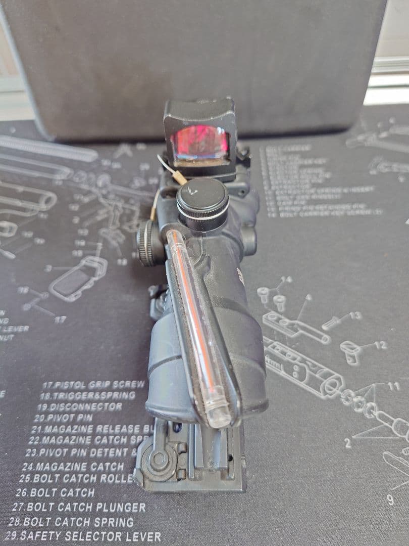 Trijicon ACOGサイト ブラック レプリカ