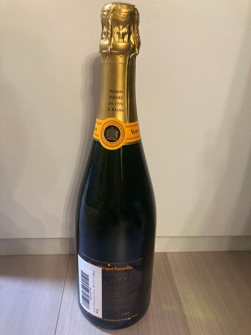 ヴーヴ・クリコ　イエローラベル セラー保管