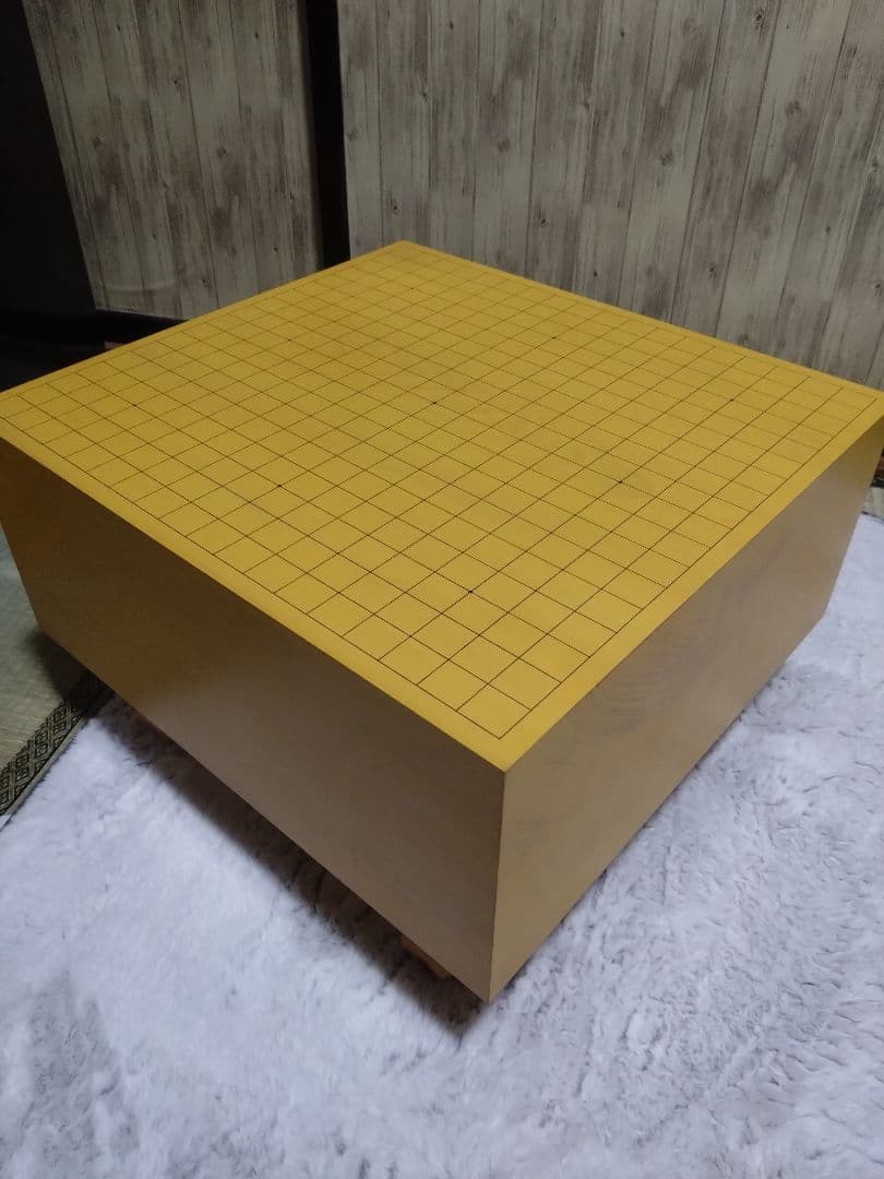 【囲碁】本蛤白石、那智黒石38号　美品：国産本榧6.4寸　板目