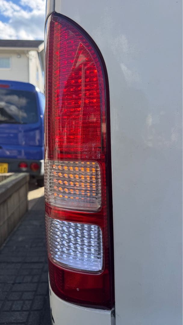 ハイエース　純正テールランプ　LED加工　LEDテール