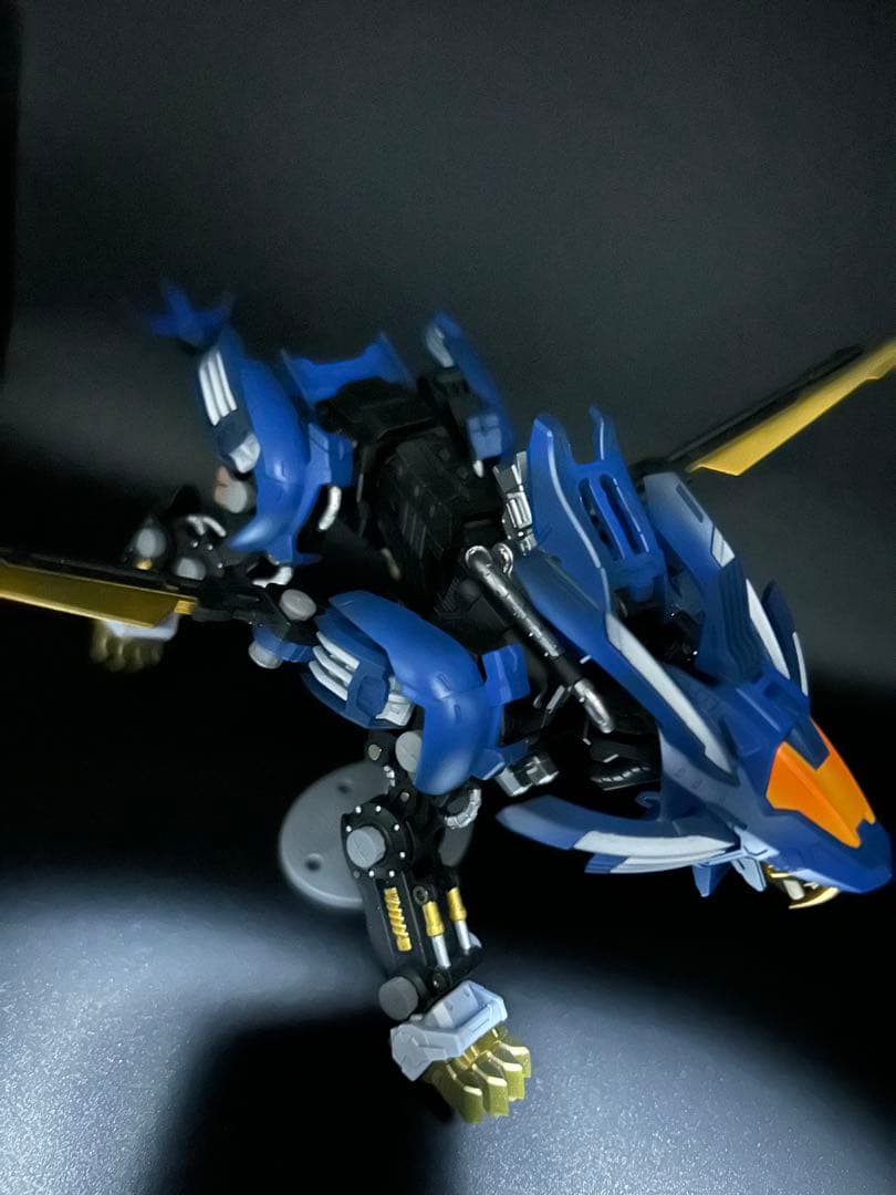 ゾイド　リアライズ　ブレードライガー　全塗装品