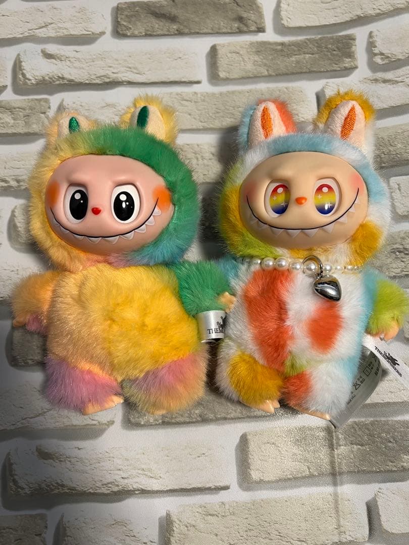 ラブブ Labubu 海外限定カラー 2個セット