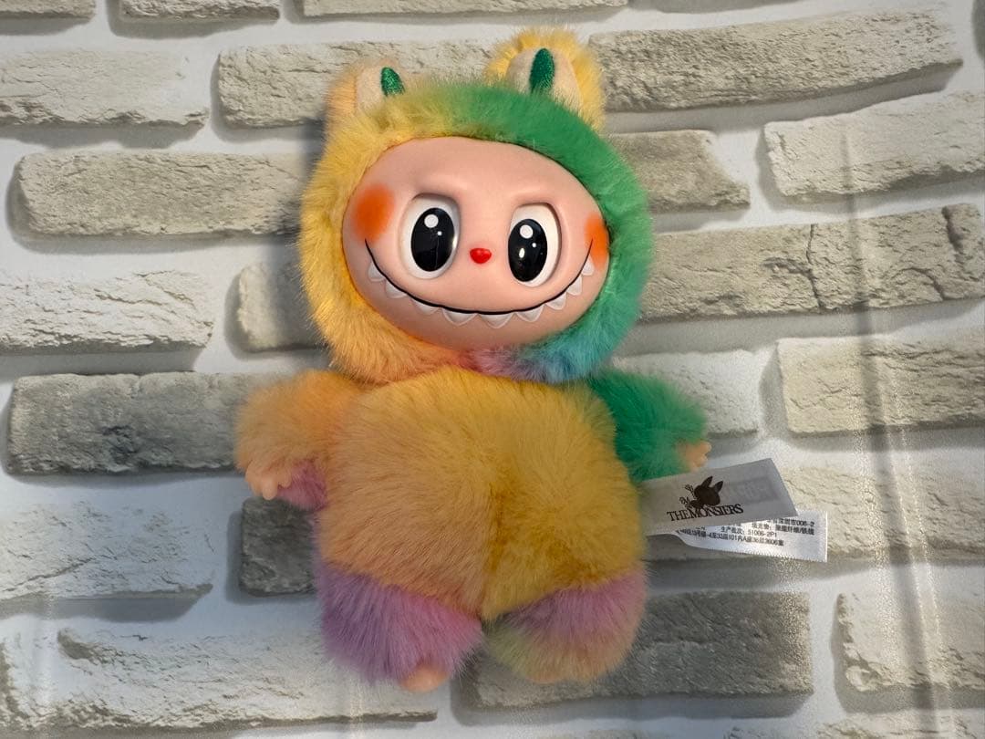 ラブブ Labubu 海外限定カラー 2個セット