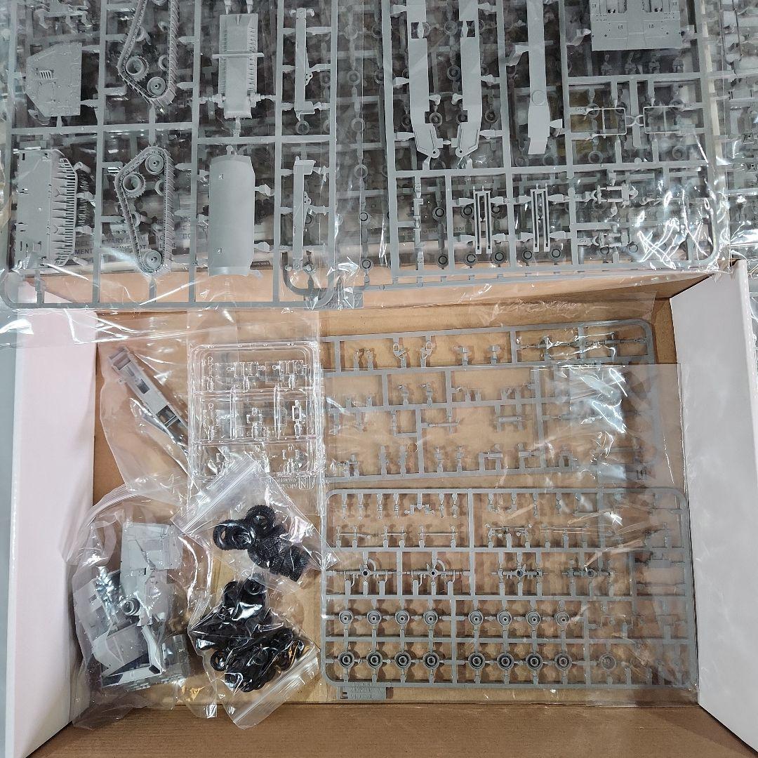 1/72 タコム「M1070 & M1000 W/D9R」