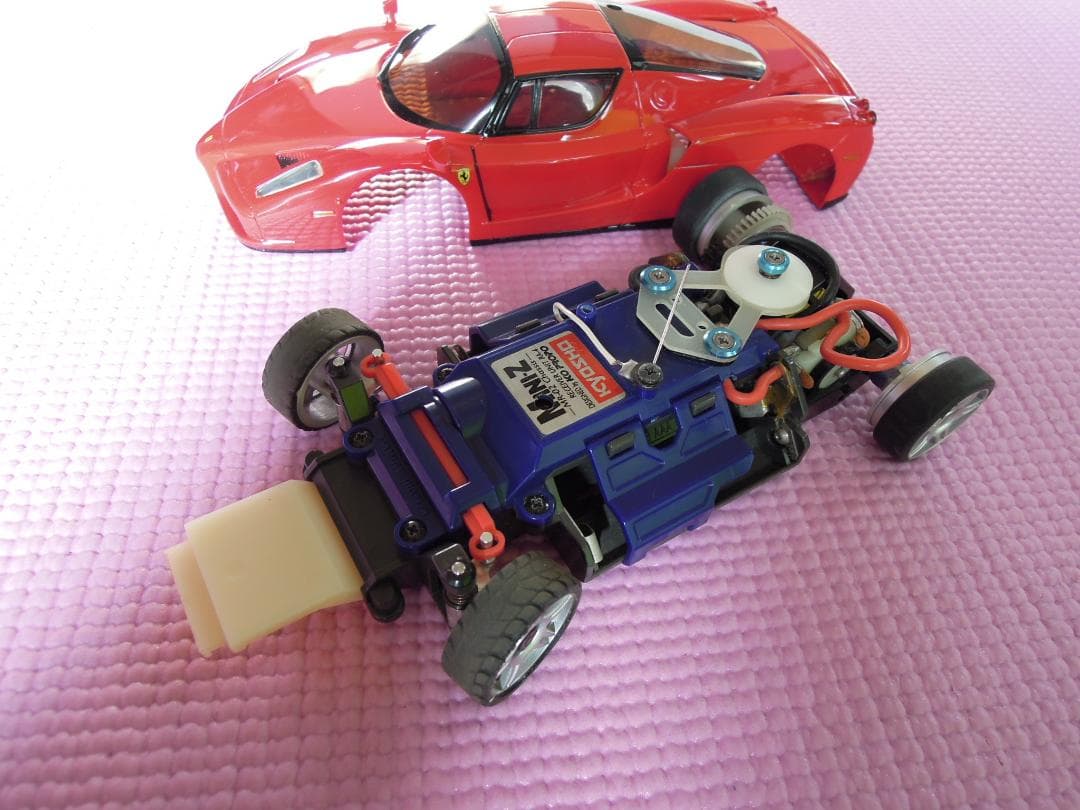 京商 ミニッツ MR-02 エンツォフェラーリ