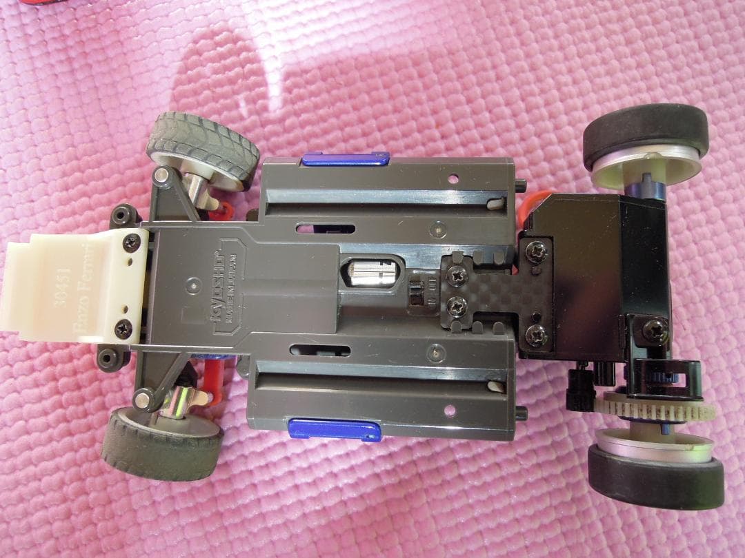 京商 ミニッツ MR-02 エンツォフェラーリ