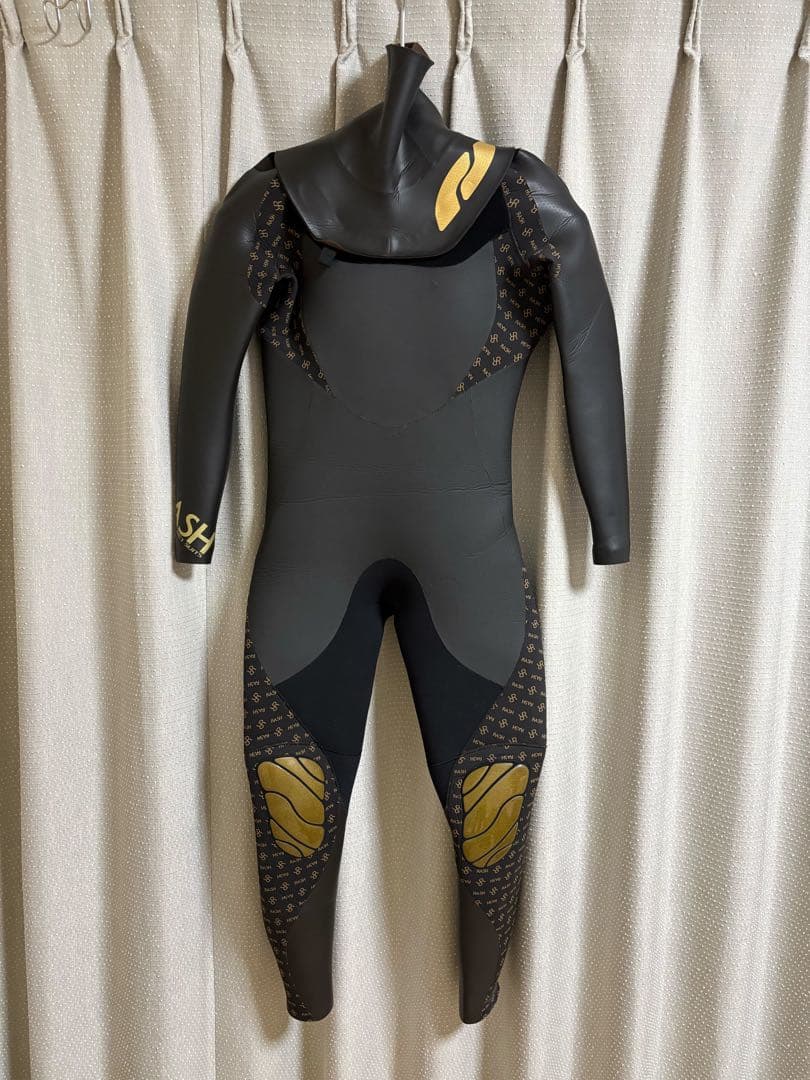 RUSH(ラッシュ)5×3mm セミドライ メンズML相当(オーダー品)