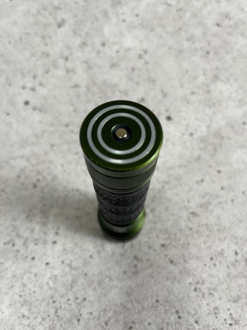 olight オーライト Seeker 4 Pro アーミーグリーン