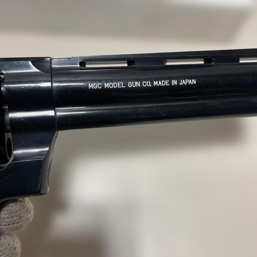 希少　MGC POLICE PYTHON 357 MAGNUM モデルガン