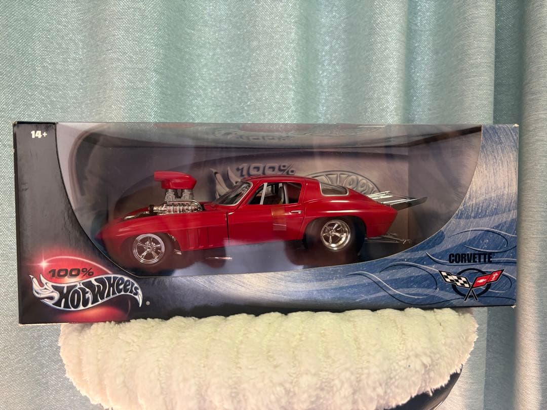 ホットウィール 1/18 シボレー コルベット C3 ドラッグスター 未開封