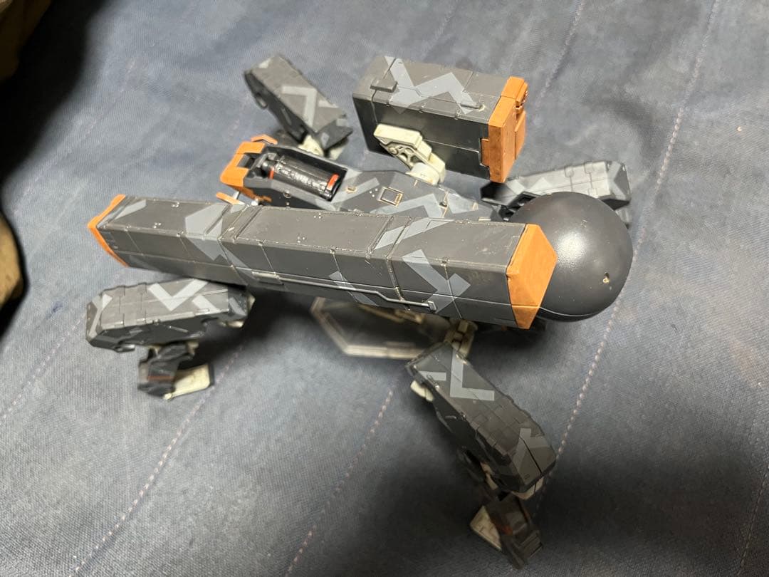 プレイアーツ改 バシリスク(ピースウォーカー) メタルギア